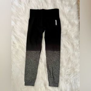 GYMSHARK legging size Medium